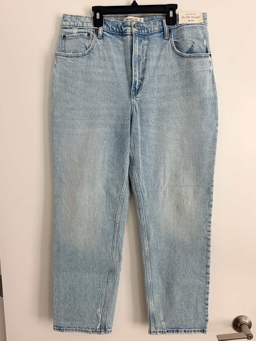 A&F Ultra High Rise 90s Straight Jean